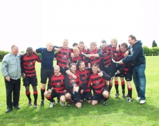 Malt Shovel celebrate a 9-1 win v Rawdon Afc